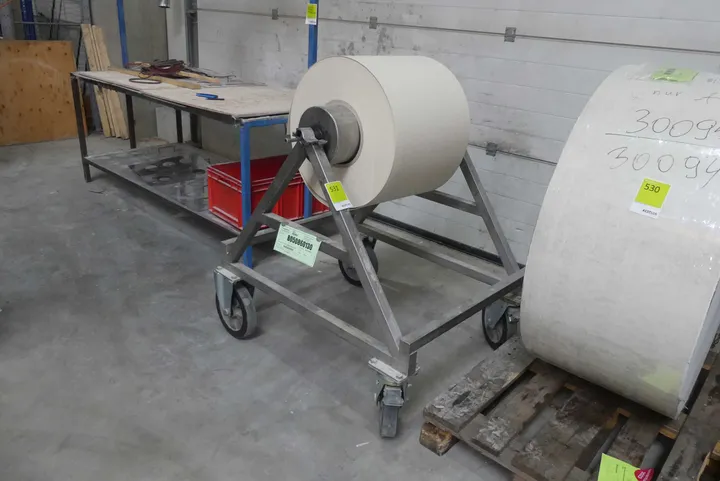 1x Rolle Jagotech Paper - Hitzeschild-Isolierlage, mit Rollenwagen